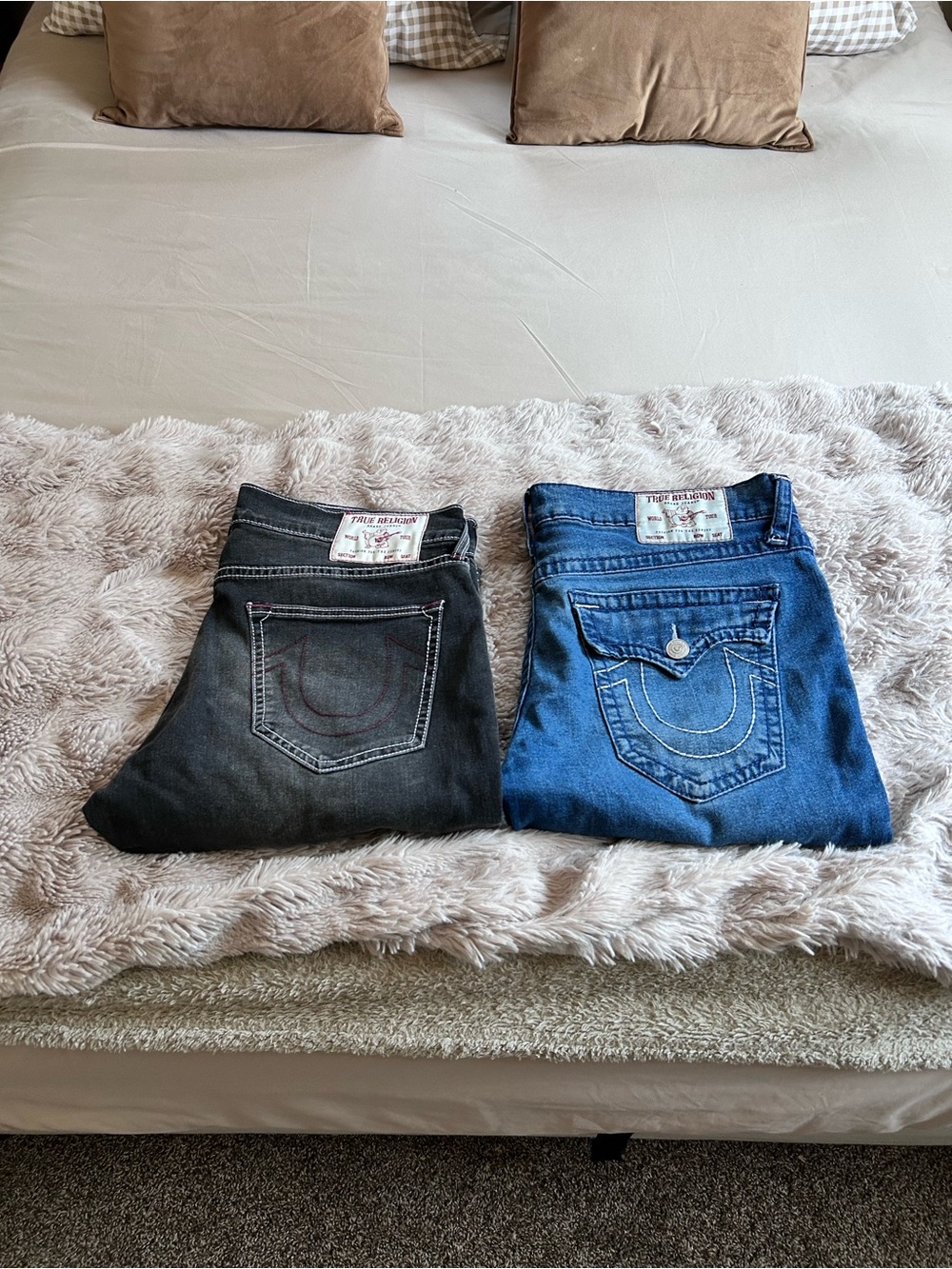 2 True Religion Men's Relaxed Slim Jeans